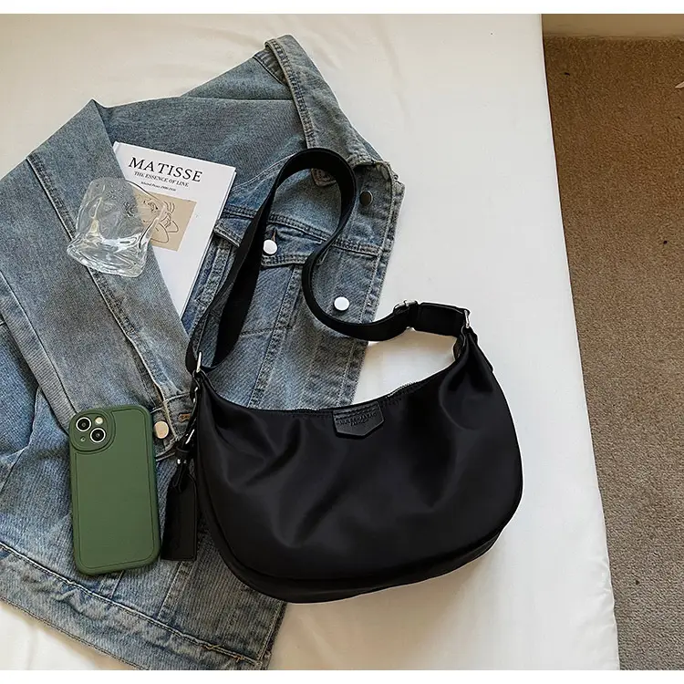 Black Korean Style Shoulder Bag 2025 New Arrival — feature 26