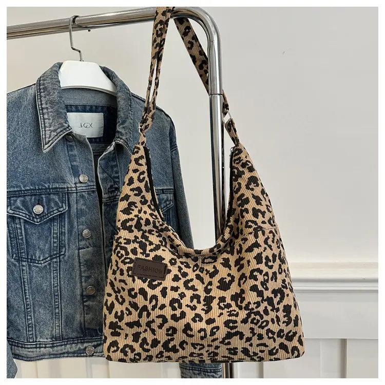 Leopard Print Large Capacity Shoulder Bag for Women — feature 9