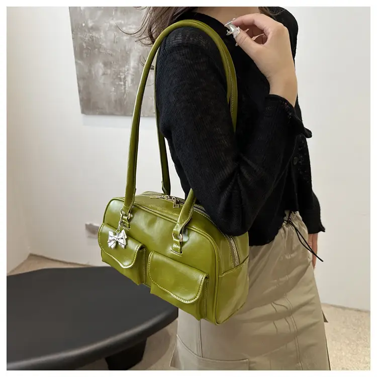Vintage Women's Textured Shoulder Tote Bags 2025 — feature 11