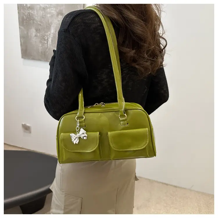 Vintage Women's Textured Shoulder Tote Bags 2025 — feature 12