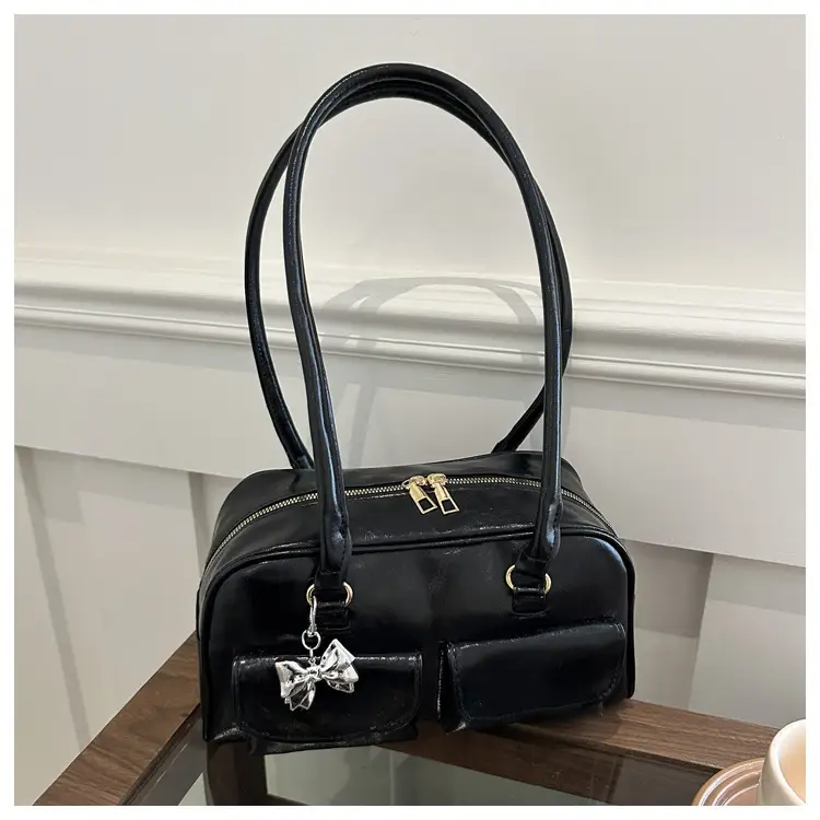 Vintage Women's Textured Shoulder Tote Bags 2025 — feature 22