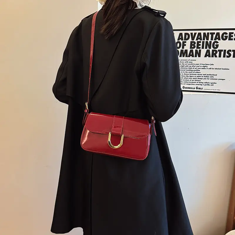 Women Vintage Horseshoe Buckle Shoulder Bag Red Patent Leather - Image 5