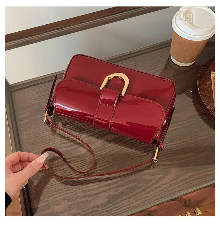 Women Vintage Horseshoe Buckle Shoulder Bag Red Patent Leather — feature 18