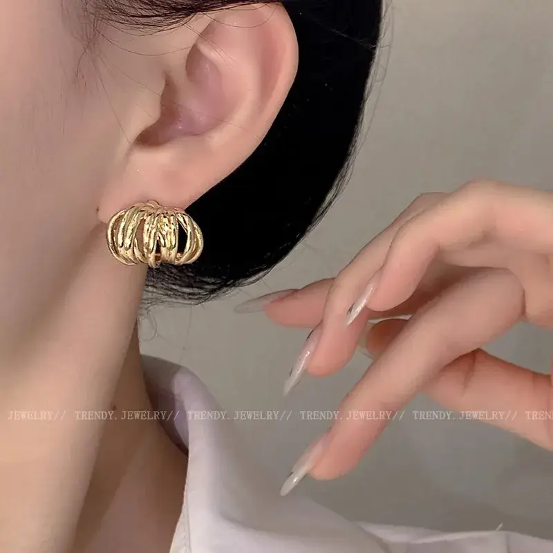 Vintage Entry Luxury Golden Hong Kong Style Earrings Women's 2025 New - Image 19