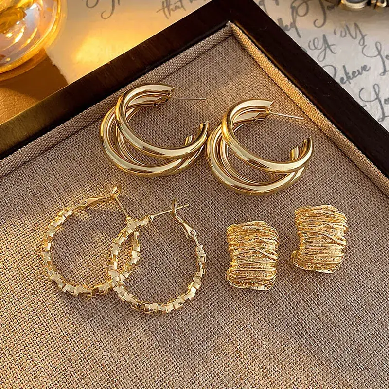 Vintage Entry Luxury Golden Hong Kong Style Earrings Women's 2025 New - Image 11