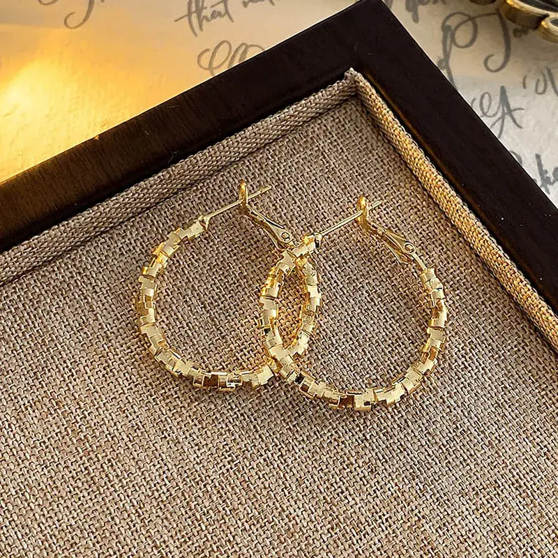 Vintage Entry Luxury Golden Hong Kong Style Earrings Women's 2025 New - Image 12
