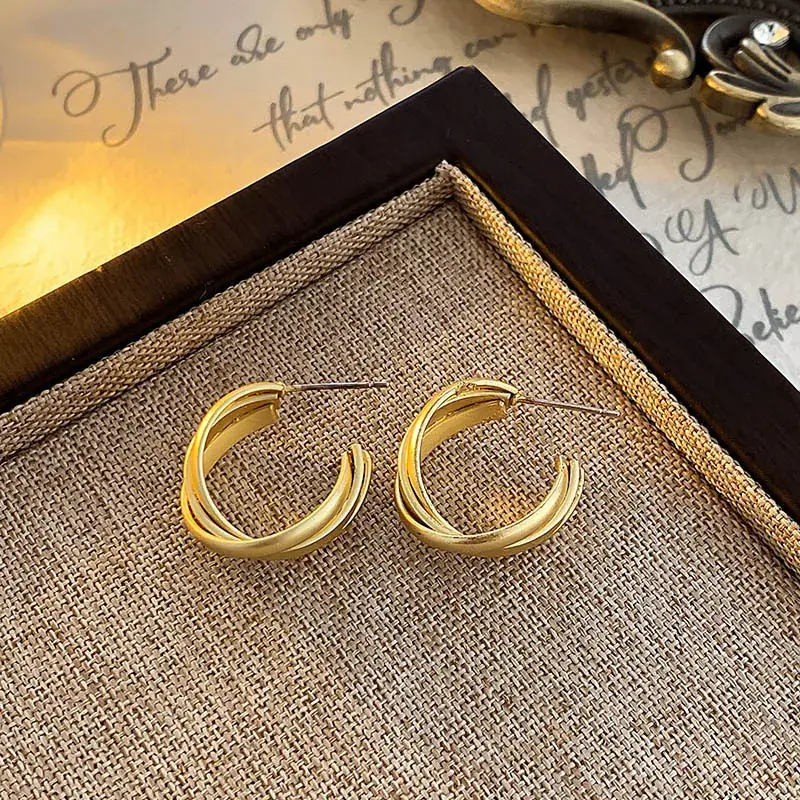 Vintage Entry Luxury Golden Hong Kong Style Earrings Women's 2025 New - Image 13