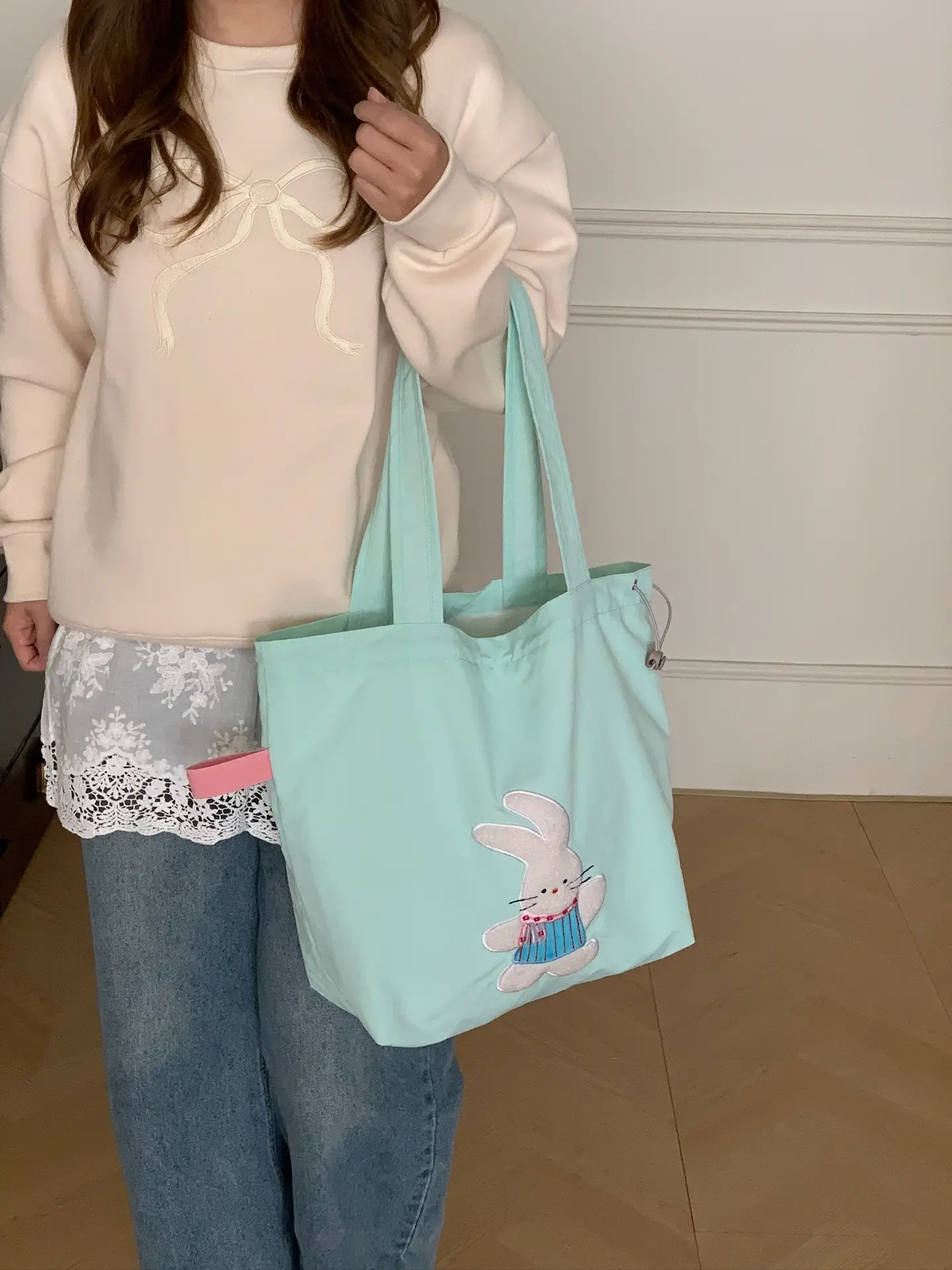 Cute Unicorn Embroidered Shoulder Bag Black β feature 36