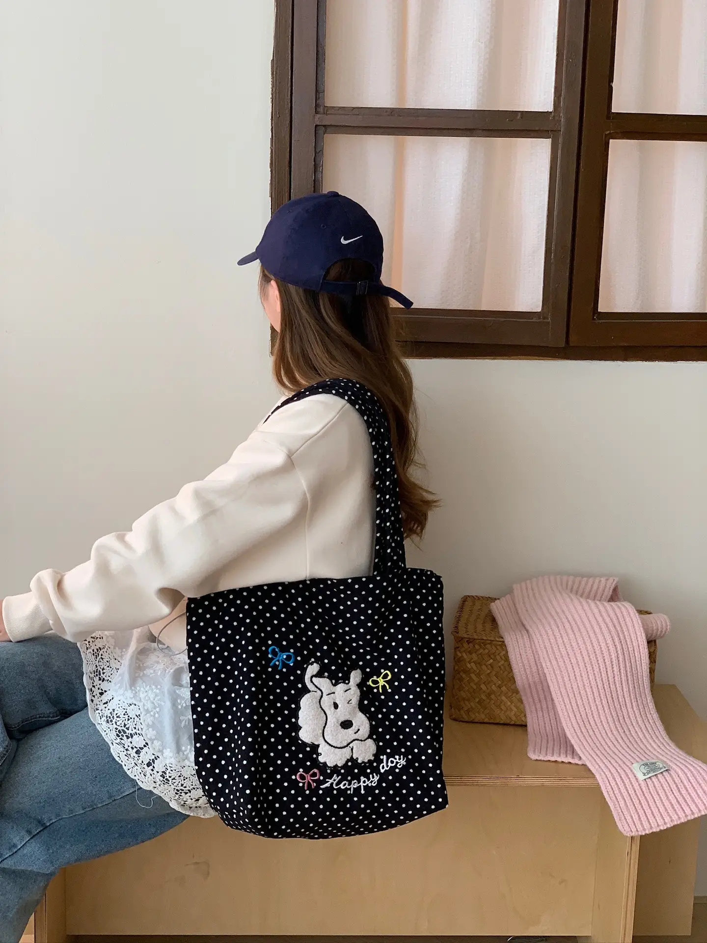 Cute Unicorn Embroidered Shoulder Bag Black β feature 6