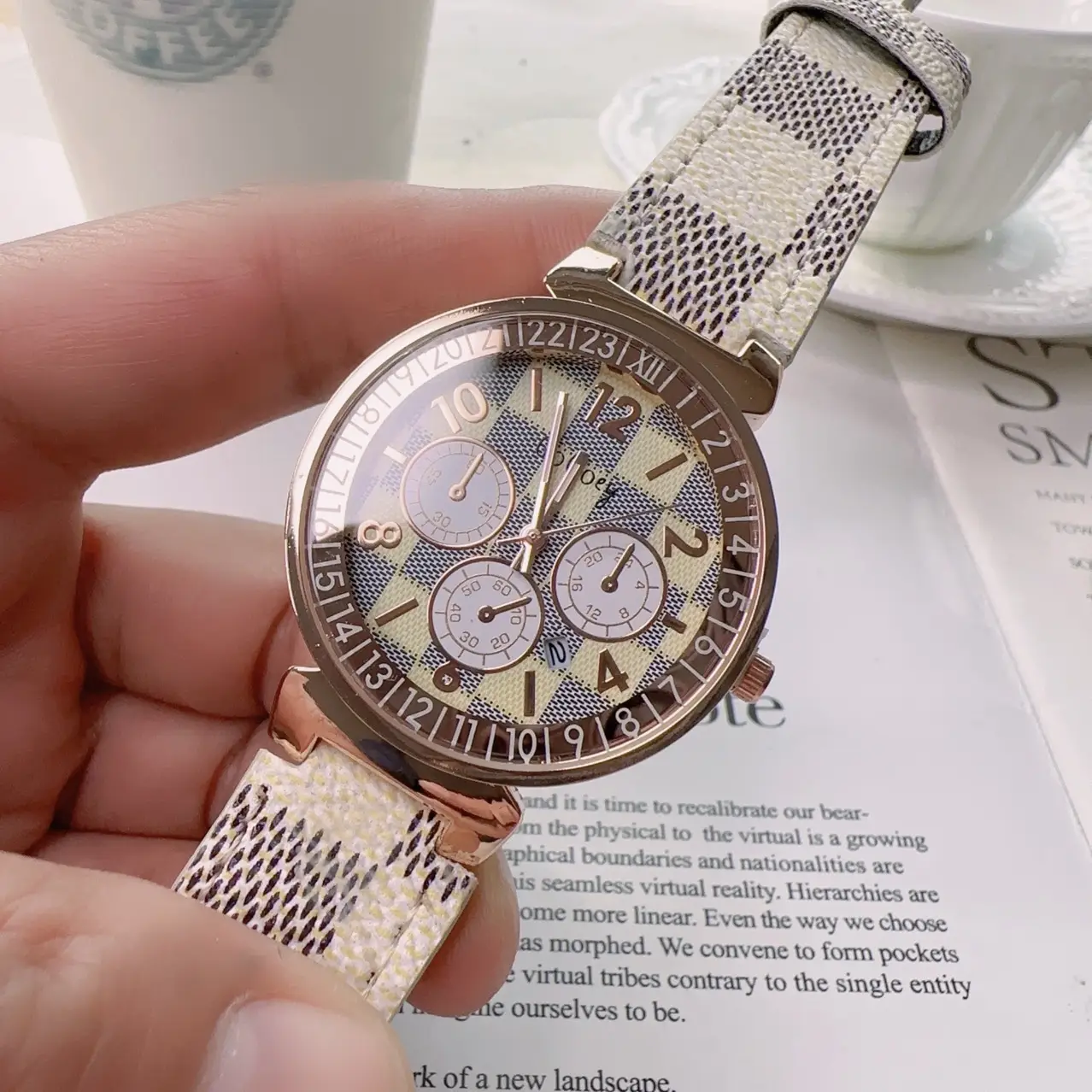 Women's Large Plate Snake Belt Watch with Quartz Movement - Image 4