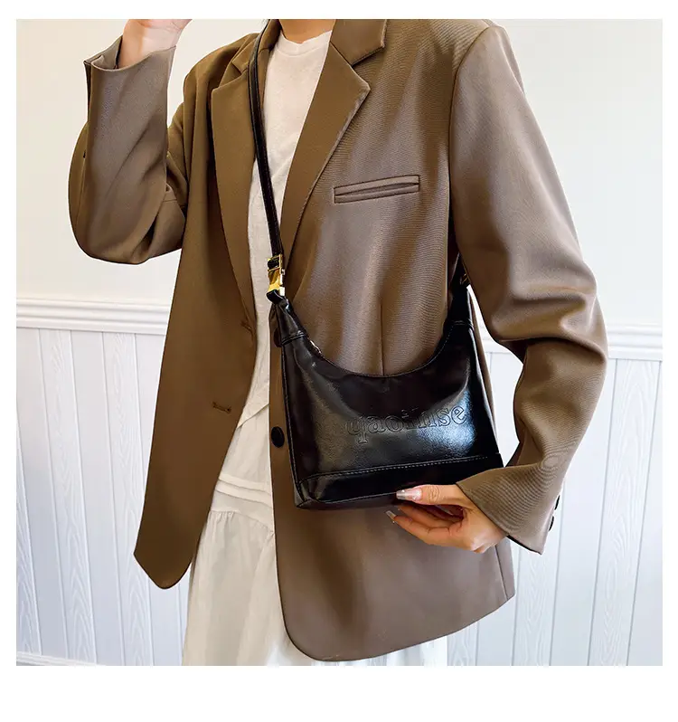 Brown Leather Shoulder Bag for Women 2025 Spring — feature 18