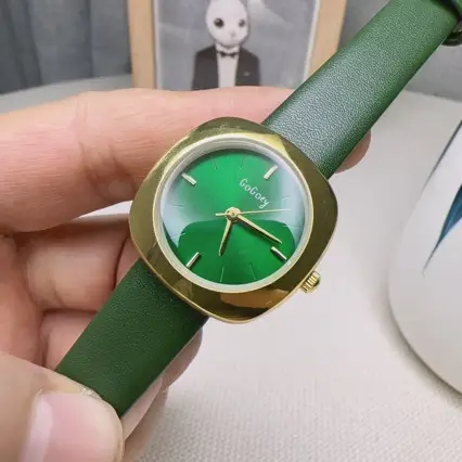 Korean Women's Green Leather Belt Watch Quartz Casual Watch - Image 6