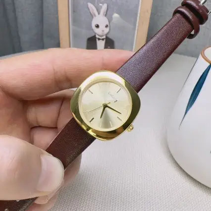 Korean Women's Green Leather Belt Watch Quartz Casual Watch - Image 2