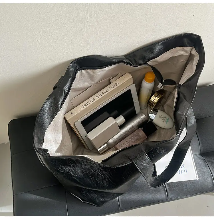 Black Leather Cross-Body Tote Bag Large Capacity — feature 26