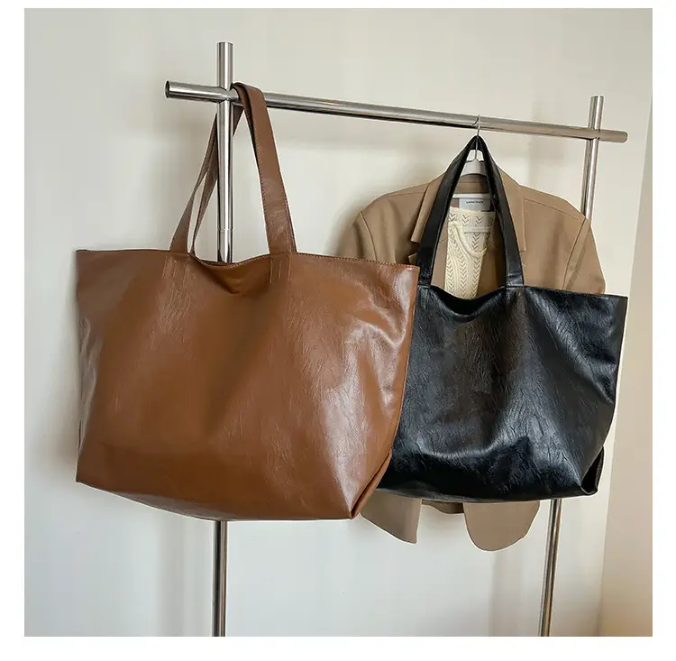Black Leather Cross-Body Tote Bag Large Capacity — feature 8
