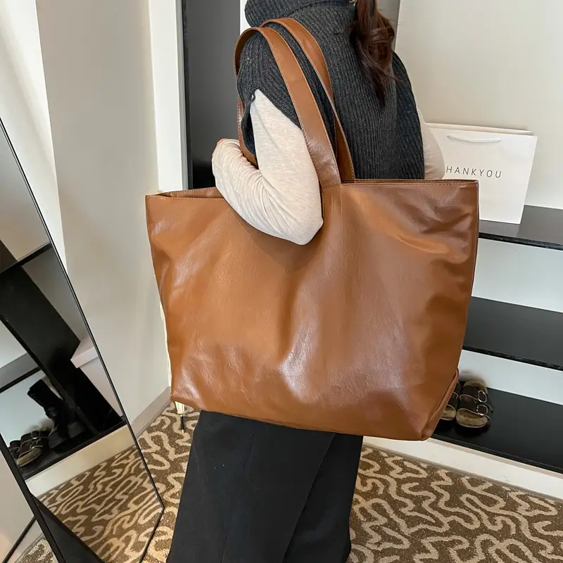 Black Leather Cross-Body Tote Bag Large Capacity - Image 2