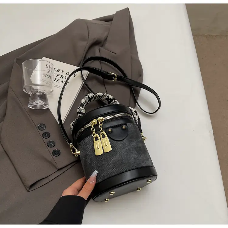 Vintage Contrast Bucket Bag Women's 2025 New — feature 28