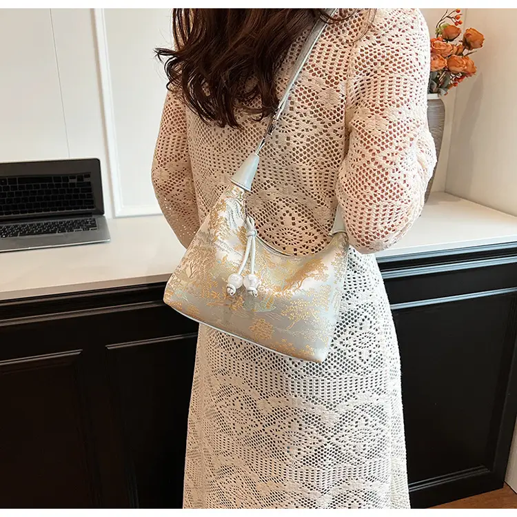New Chinese Style Jacquard Cloth Shoulder Bag for Women — feature 29