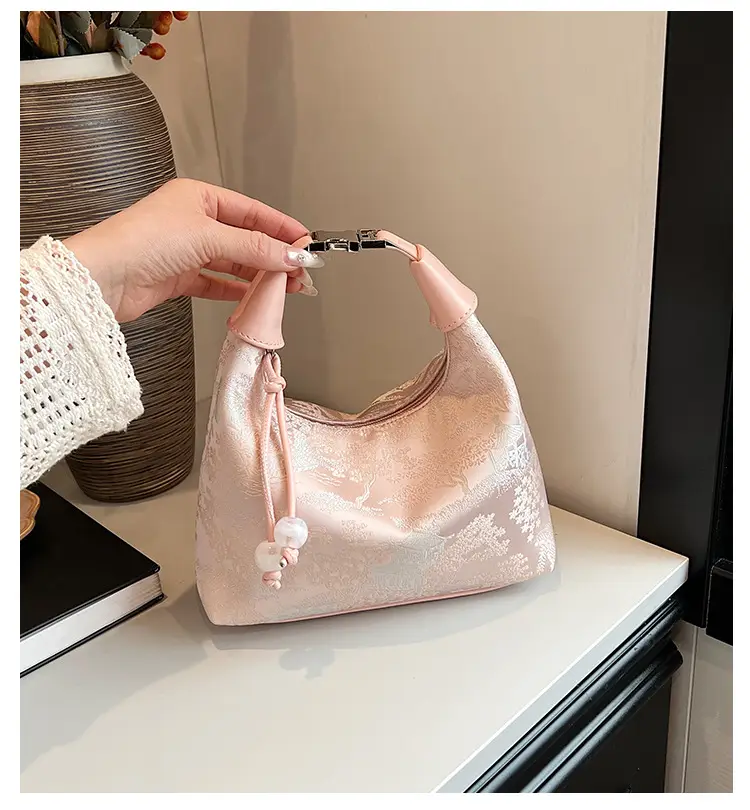 New Chinese Style Jacquard Cloth Shoulder Bag for Women — feature 3