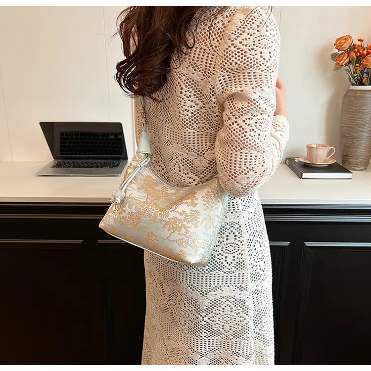 New Chinese Style Jacquard Cloth Shoulder Bag for Women — feature 32