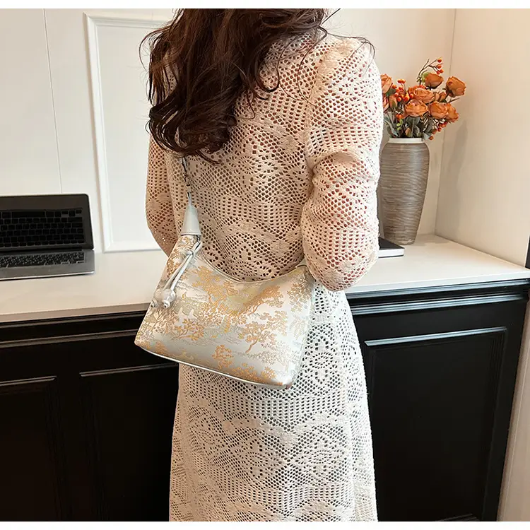 New Chinese Style Jacquard Cloth Shoulder Bag for Women — feature 33