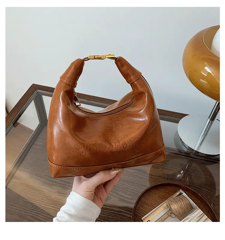 Retro Casual Shoulder Bag Red 2025 Spring — feature 27