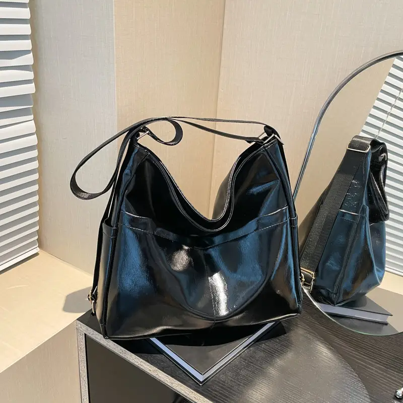 Retro Black Multifunctional Tote Bag for Women - Image 5