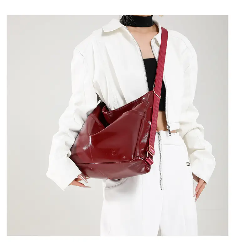 Retro Black Multifunctional Tote Bag for Women — feature 11