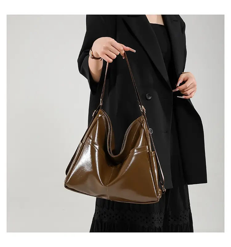 Retro Black Multifunctional Tote Bag for Women — feature 23