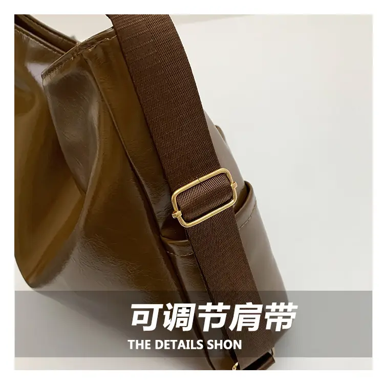 Retro Black Multifunctional Tote Bag for Women — feature 3