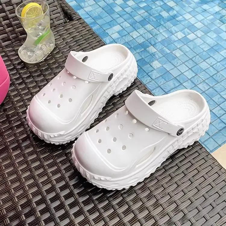 Korean Style Atmospheric Distinctive Two-Wear Sandals and Slippers Women's Spring and Summer Breathable Wet Beach Cave Shoes Non-Slip All-Match - Image 2
