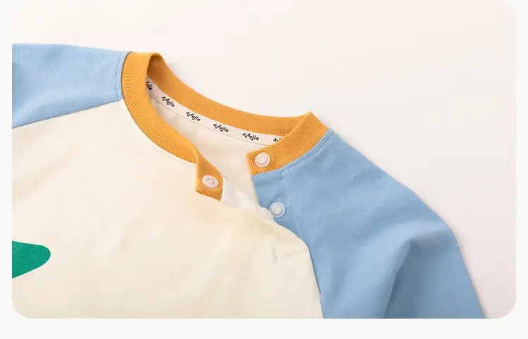 Dudu Baby Pink Long Sleeve T-Shirt with Cat Print — feature 44