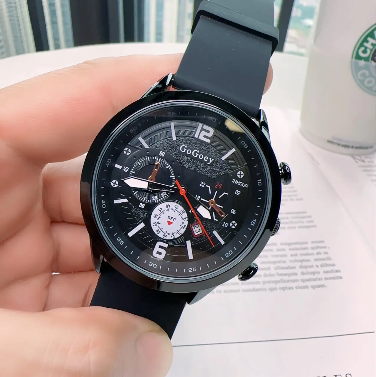 Gogoey Large Quartz Watch for Men Women Brown Silicone Sports Casual - Image 3