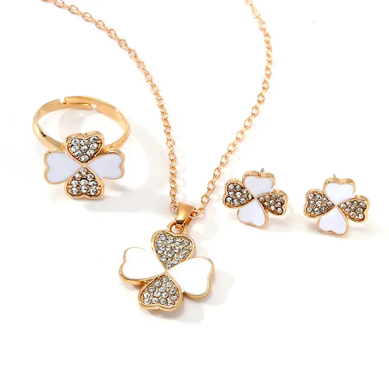 Red Four-leaf Clover Jewelry Set for Women - Image 7