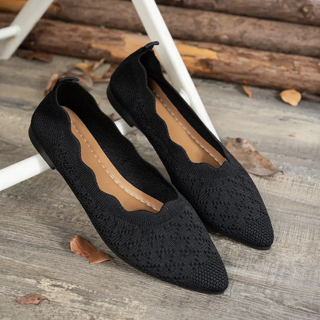 Women's Fashionable Pointed Toe Flat Large Size Shoes 2025 New Ruffled Shallow Mouth Slip-On Knitted Shoes — feature 5