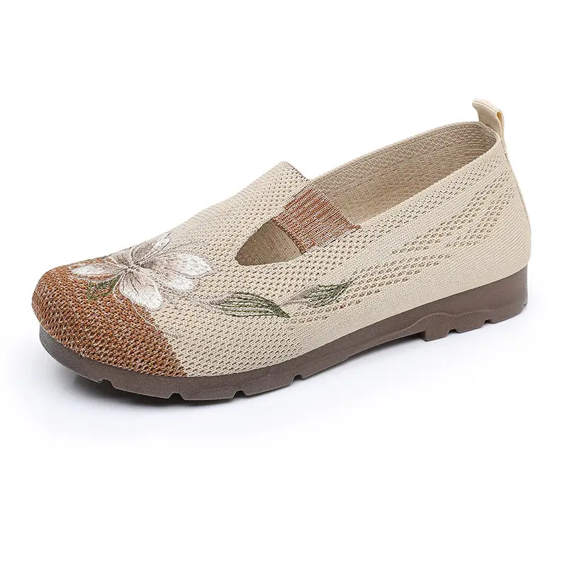Spring New Women's Shoes, Breathable Soft-Soled Shoes, One-Piece Drop-Shipping Old Beijing Cloth Shoes, Wear-Resistant, Non-Slip, Versatile High Heels - Image 7