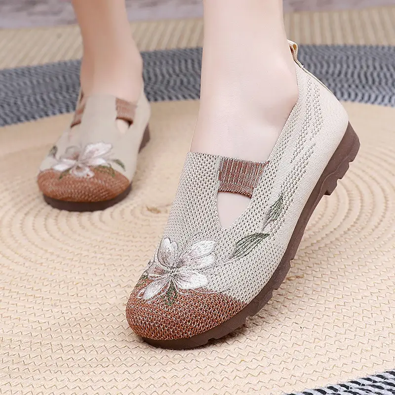 Spring New Women's Shoes, Breathable Soft-Soled Shoes, One-Piece Drop-Shipping Old Beijing Cloth Shoes, Wear-Resistant, Non-Slip, Versatile High Heels — feature 24