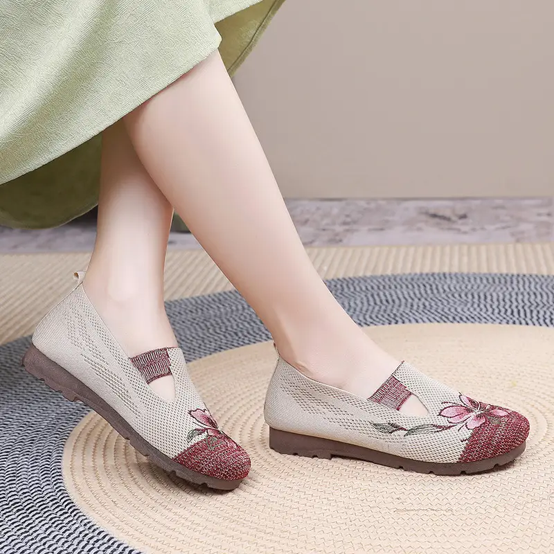Spring New Women's Shoes, Breathable Soft-Soled Shoes, One-Piece Drop-Shipping Old Beijing Cloth Shoes, Wear-Resistant, Non-Slip, Versatile High Heels — feature 29
