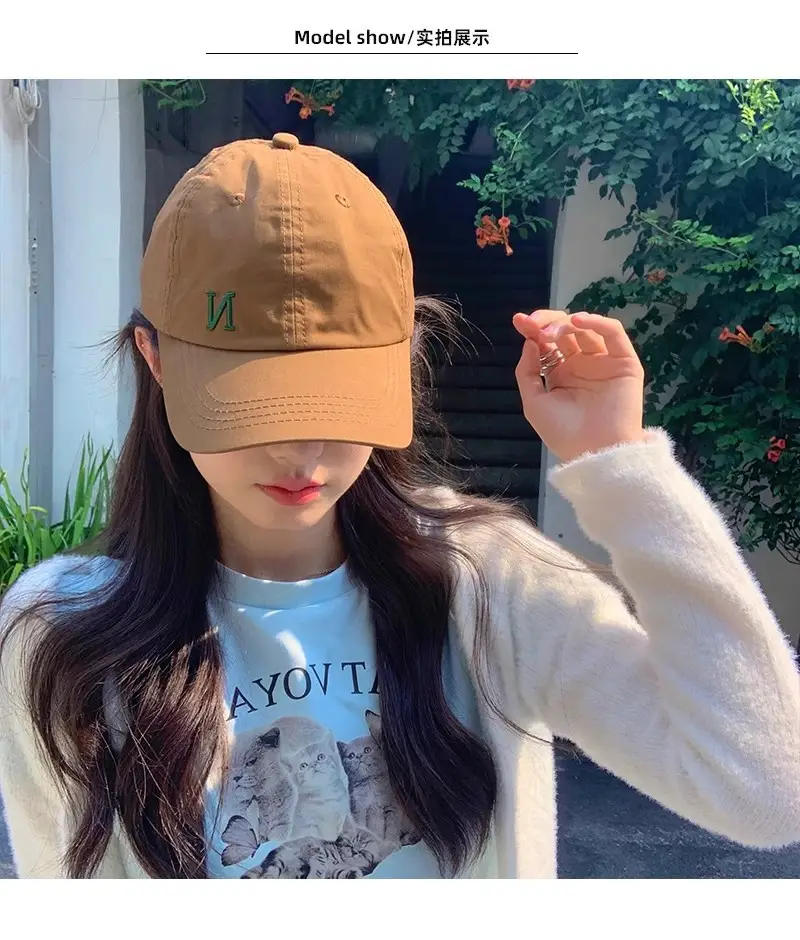 Black Embroidered Baseball Cap for Women Unisex — feature 2