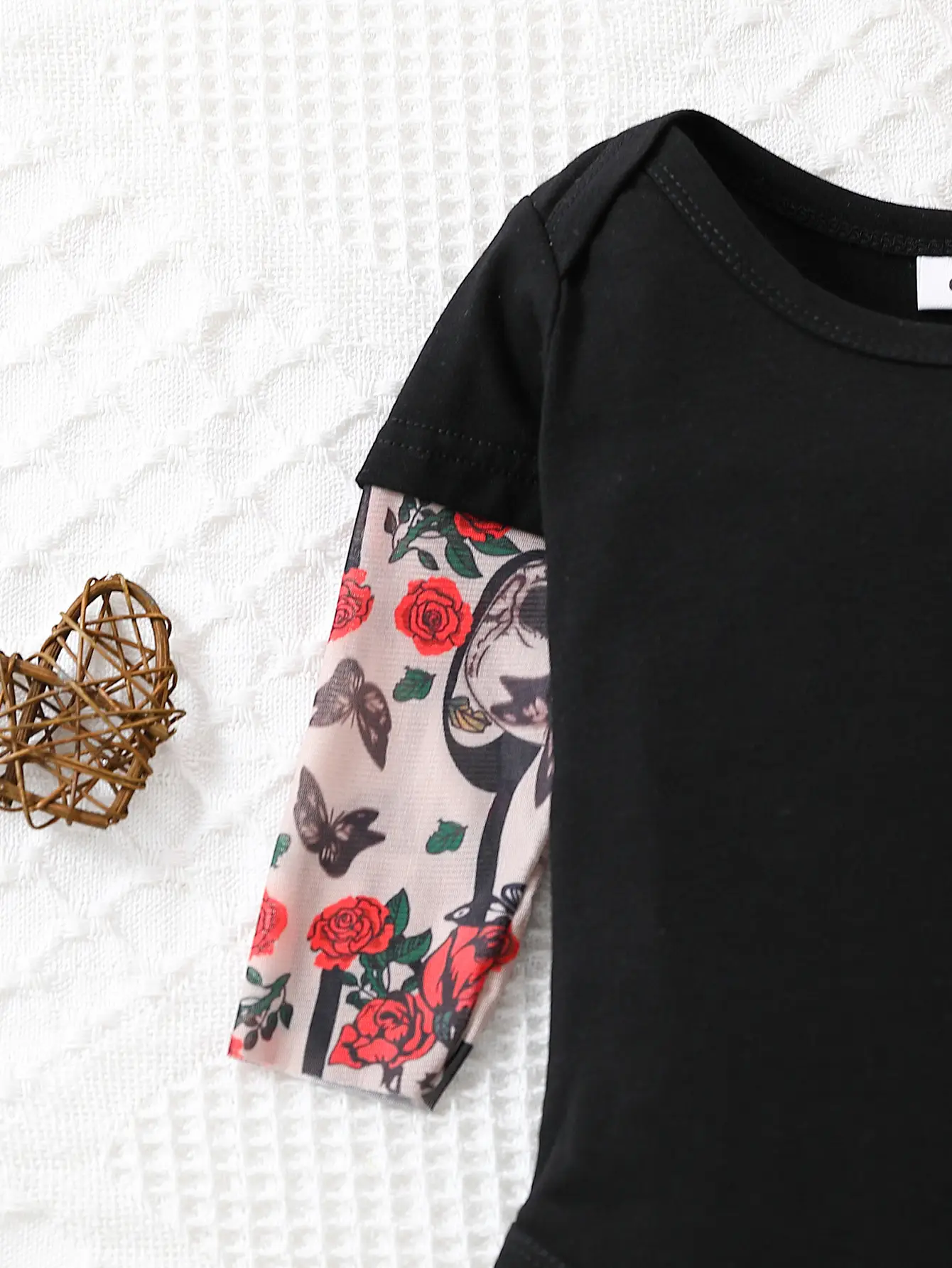 Black Floral Sleeve Baby Onesie with Buttons — feature 7
