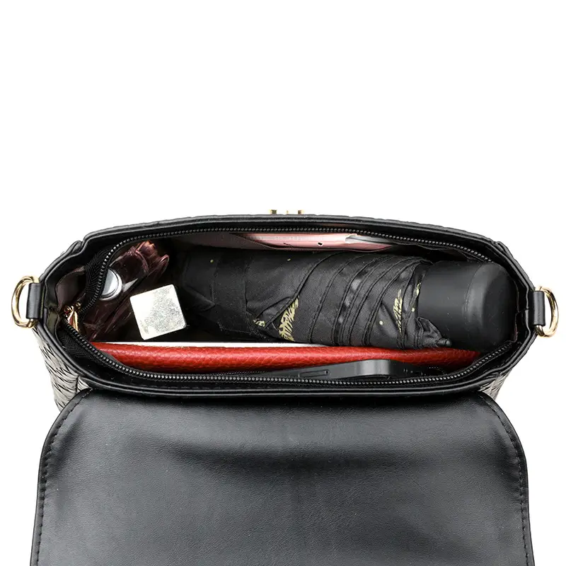 Black New Woven Crossbody Bag for Women - Image 8
