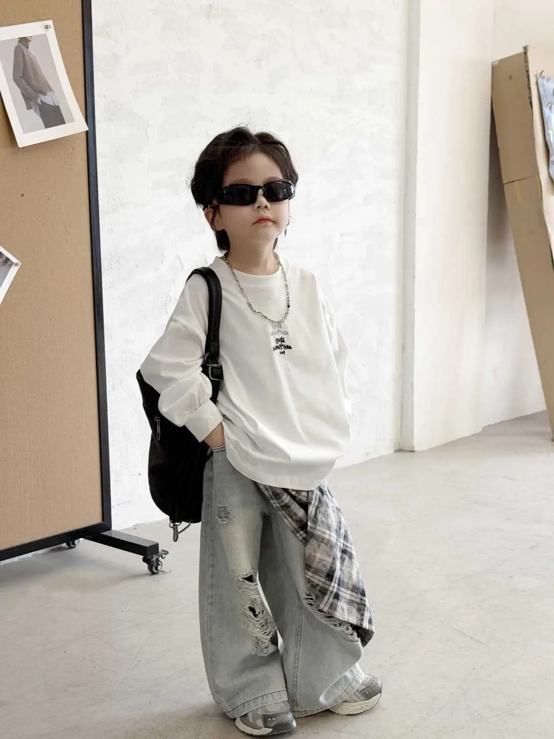 Children's 2025 Loose Long Sleeve T-Shirt White — feature 7
