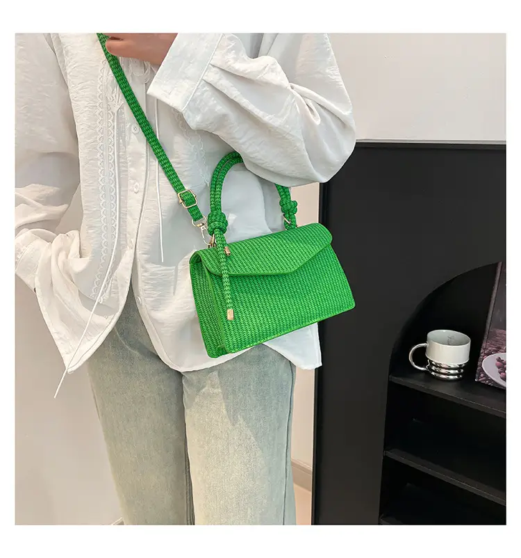 Women Niche Striped Shoulder Crossbody Bag 2025 — feature 24