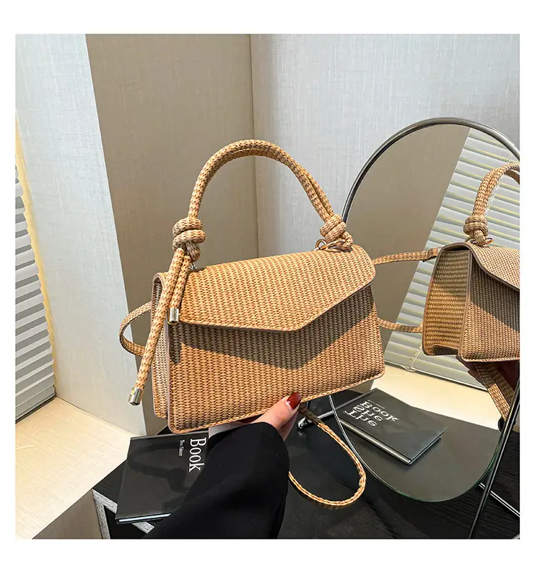 Women Niche Striped Shoulder Crossbody Bag 2025 — feature 38