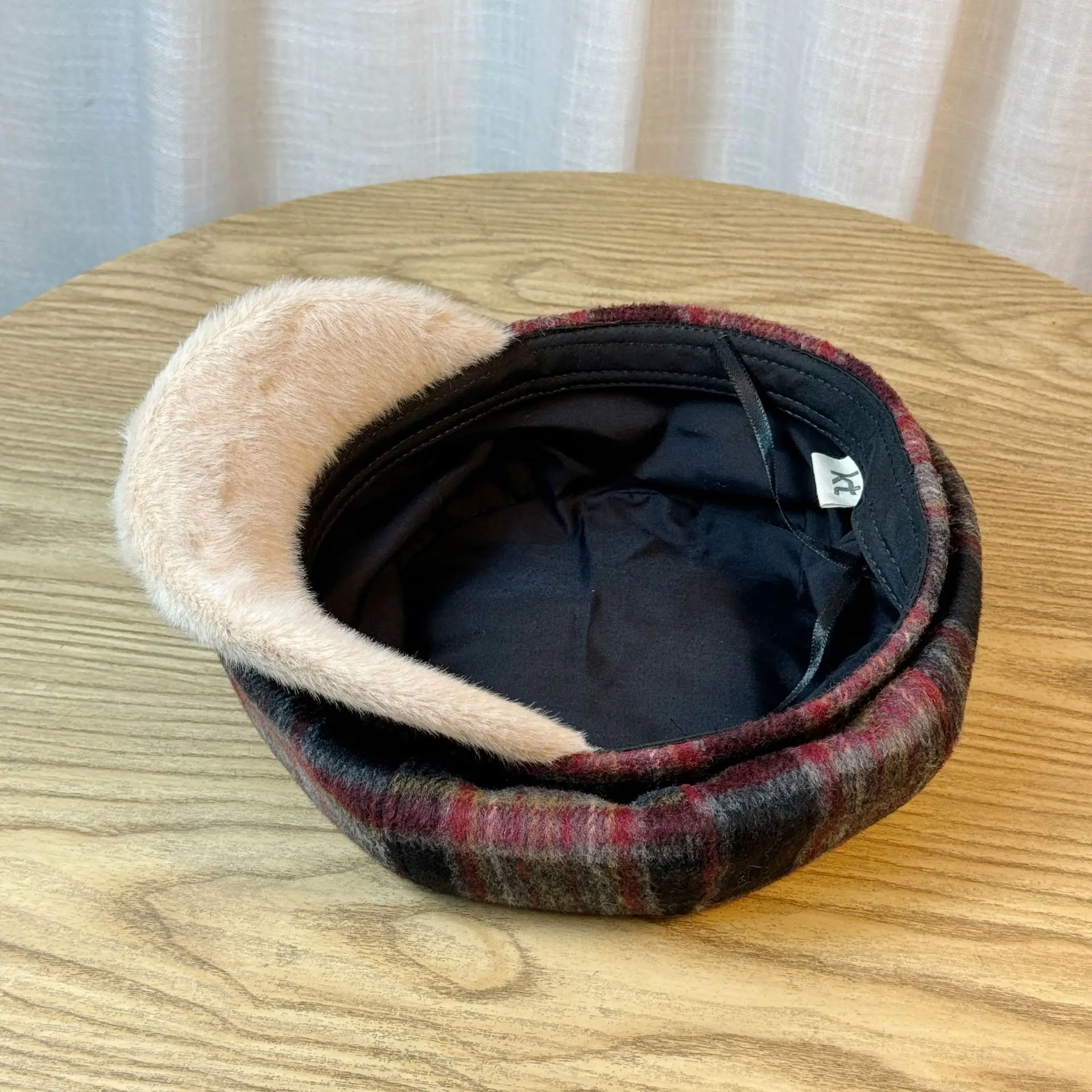 Women's Plaid Warm Cap Autumn Winter — feature 10