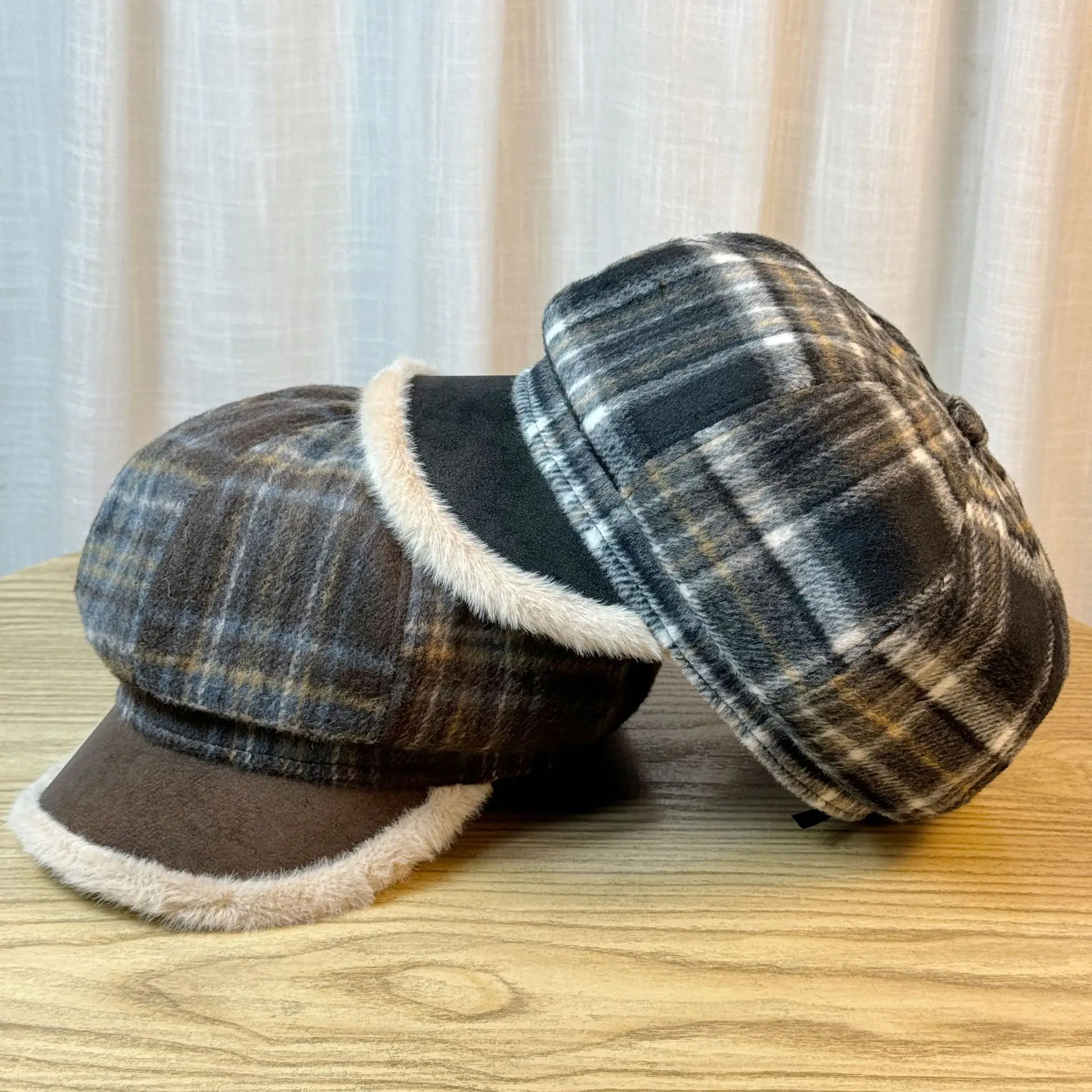 Women's Plaid Warm Cap Autumn Winter — feature 4