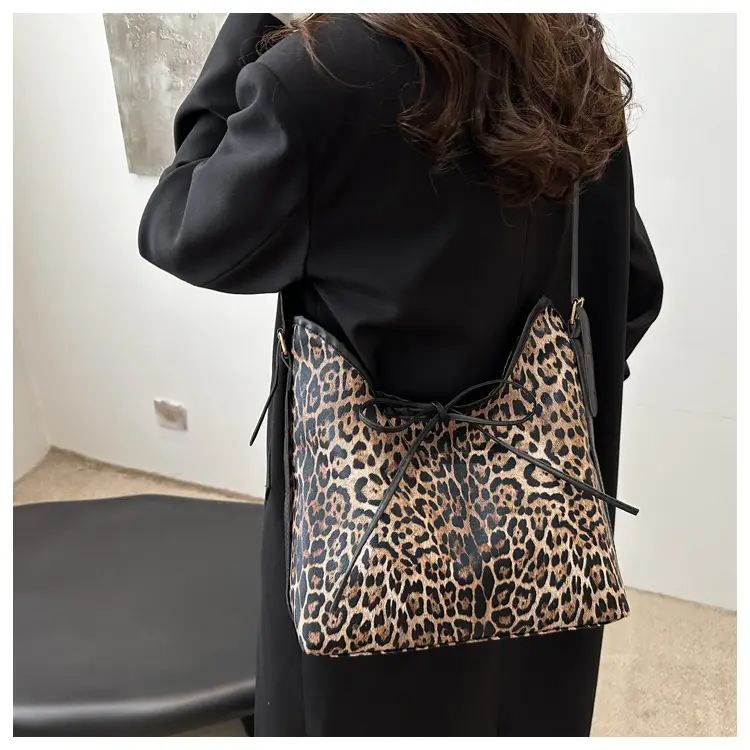 Leopard Print Women's Shoulder Bag 2025 New Style — feature 9
