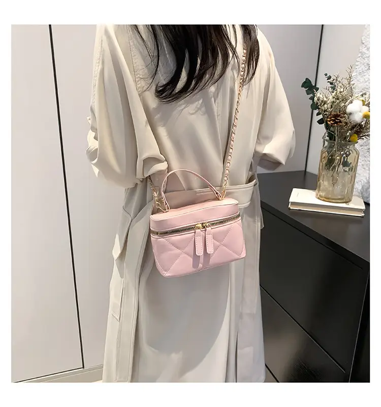 Pink Rhombic Chain Shoulder Crossbody Bag 2025 — feature 12