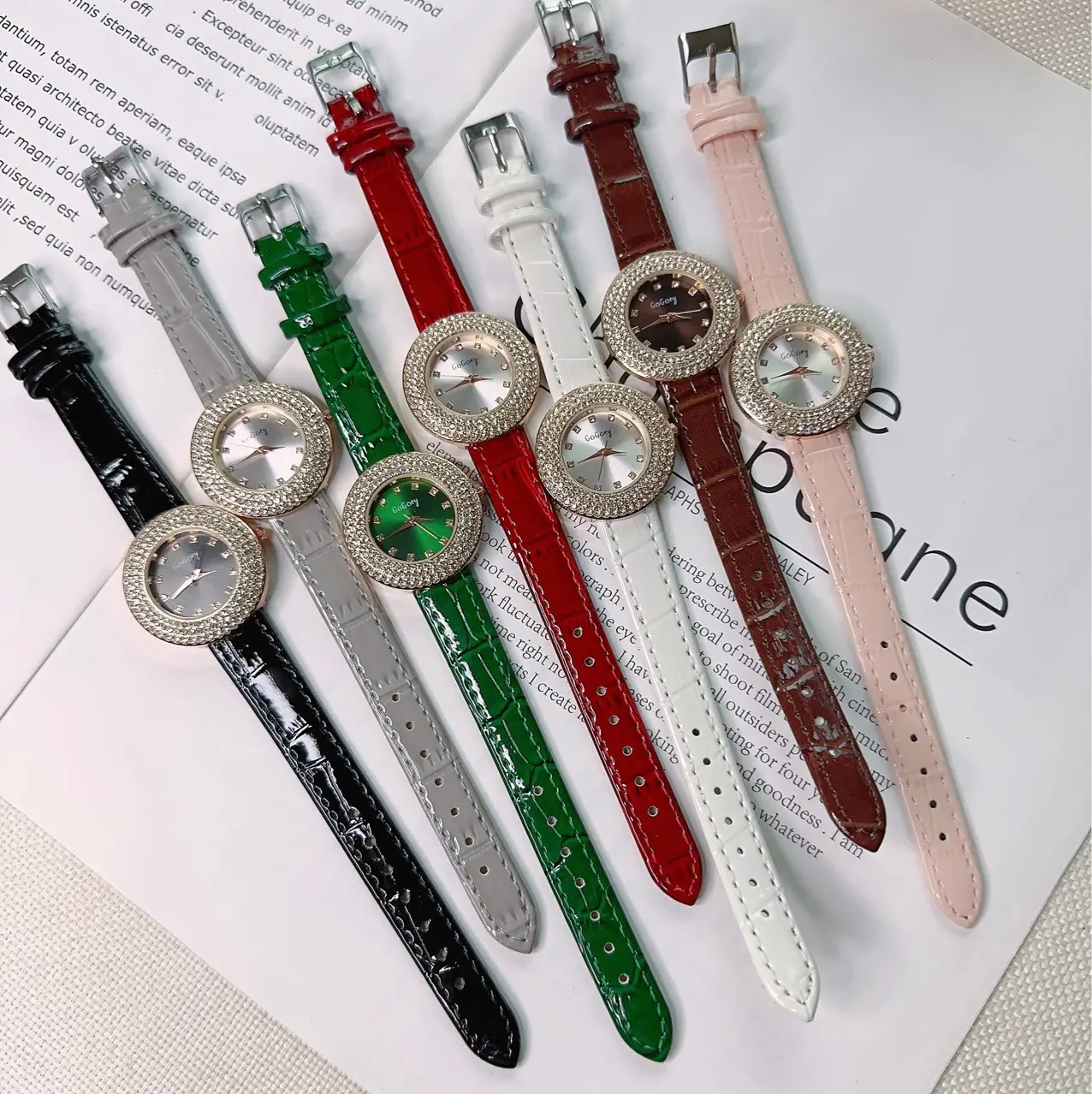 Women's Rhinestone Quartz Watch Silver Strap — feature 9