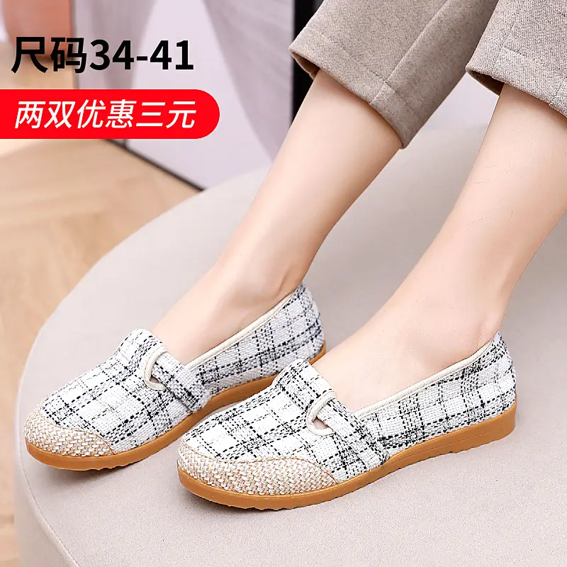 2026 Old Beijing Cloth Shoes for Women, Ethnic Style, Middle-Aged and Elderly Mother's Cloth Shoes, Non-Slip, Soft Sole, Comfortable Linen Fisherman Shoes - Image 4